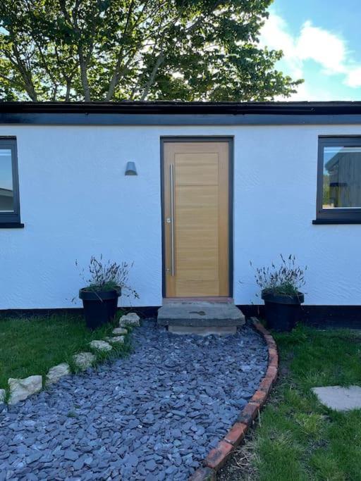 Tranquil, Secluded, Rural Cottage For Two Beaumaris Extérieur photo